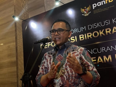PR Menteri PANRB di Kabinet Prabowo: Transformasi Digital, Ubah KTP Tak Perlu Lagi Datang ke Kelurahan