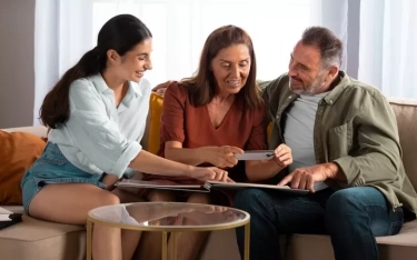 Rezeki Berlipat-Lipat Berkat Restu Orang Tua, 6 Shio Ini Mendapat Harta Berlimpah Sebab Selalu Mengutamakan Keluarga Menurut Astrologi Tiongkok