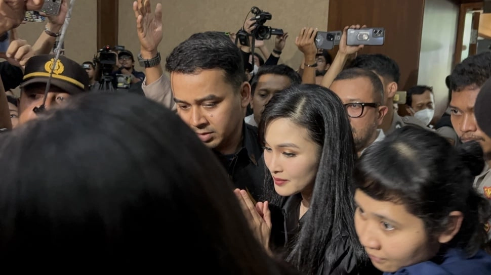 Sandra Dewi Sebut Harvey Moeis Suaminya Tercinta, Hakim: Tetap Mau Jadi Saksi?