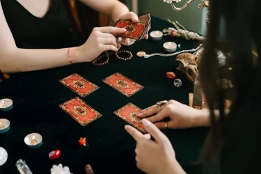 Celaka! 5 Shio Ini Diramalkan Menghadapi Karma yang Menghentikan Keberuntungan, Cek Shiomu!