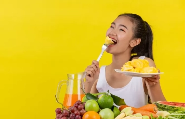 Daftar Buah Rendah Gula yang Baik Dikonsumsi untuk Menjaga Berat Badan Ideal