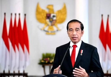 Presiden Jokowi Dianugerahi Medali Kehormatan Loka Praja Samrakshana oleh Kapolri Sigit