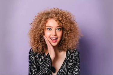 10 Tips Penting Merawat Rambut Keriting Agar Tetap Sehat, Berkilau, dan Bebas Kusut Setiap Hari