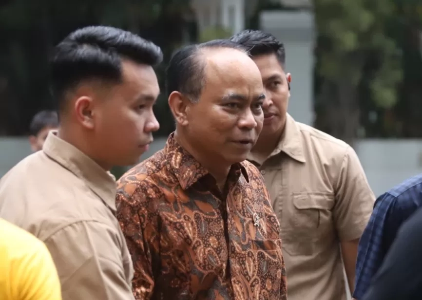 Budi Arie Ungkap Gibran Rakabuming Tak Berikan Pengarahan saat Pembekalan Calon Menteri di Hambalang