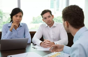 Menurut Psikologi, Jangan Pernah Terburu-buru Membuat Kesimpulan Perkara dalam 8 Situasi Berikut