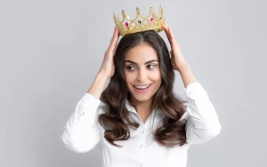 TOP 5: Shio yang Bernasib Seperti Ratu, Mendapatkan Pelayanan Mewah, Harta Berlimpah, Apapun yang Dimau Tersedia di Depan Mata