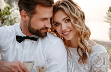 Kenali 5 Tanda yang Membuat Pria ingin Menikahi Pasangannya, Salah Satunya Bangga Memamerkanmu pada Teman dan Keluarganya