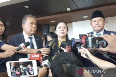 Puan Ucapkan Selamat Ulang Tahun untuk Prabowo usai Rapat Paripurna