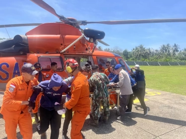 Terjebak Semalaman di Dermaga SBP Sukabumi, Tim SAR Gabungan Berhasil Evakuasi Puluhan Korban