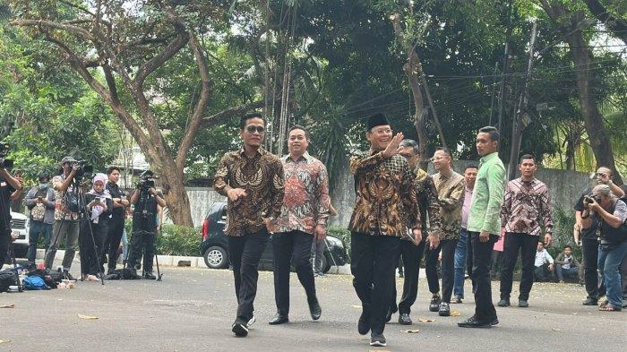 Telepon Misterius Mayor Teddy yang Mengubah Karier Calon Menteri