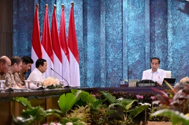 Jokowi Terbitkan Perpres Nomor 121 Tahun 2024, Pensiunan Menteri dan Keluarga Dapat Asuransi Kesehatan Yang Ditanggung APBN