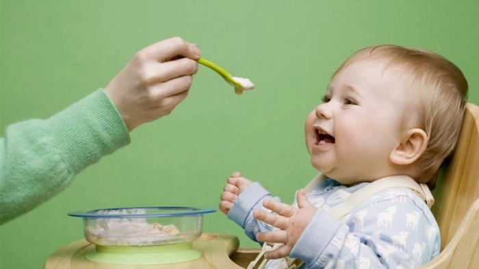 5 Tips Sederhana untuk Mengurangi Perut Kembung pada Bayi