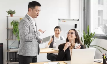 9 Tanda Pria Sangat Disegani Semua Orang dalam Hidupnya, Menurut Psikologi