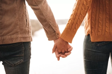 Memahami Perbedaan Antara Cinta yang Sehat dan Tidak Sehat, Sekaligus Cara Memutus Siklus Hubungan yang Tidak Sehat