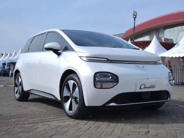 Wuling Cloud EV Medium Hatchback Incaran Keluarga yang Inginkan Kenyamanan