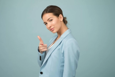 Tampil Percaya Diri! 9 Cara agar Tidak Diremehkan Orang Lain yang Bisa Dipraktikkan dengan Mudah