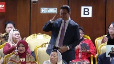 Anies Baswedan Langsung Hormat saat Disapa Presiden Prabowo