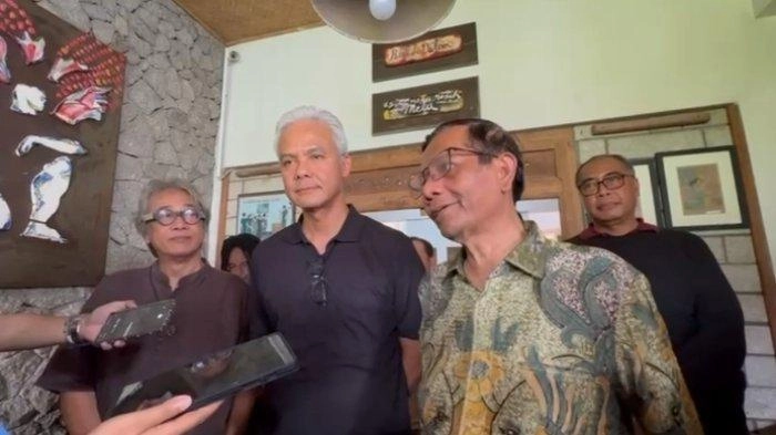 Ganjar Tak Terlihat saat Pelantikan Prabowo-Gibran, Mahfud Tidak Hadir karena Ibu Sakit