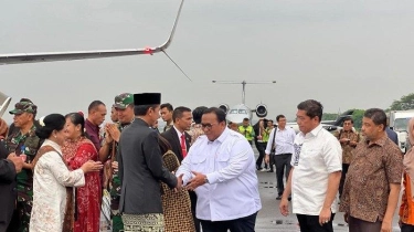 Jemput Langsung Jokowi di Bandara Adi Soemarmo Solo, Andi Gani: Kehormatan Mendampingi Sampai Akhir