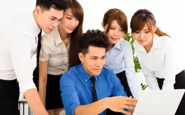 9 Hal yang Tidak Pernah Diungkapkan Orang Pintar Tentang Diri Mereka di Depan Umum, Apa Saja?