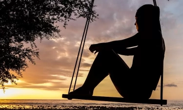 Bertepuk Sebelah Tangan: 5 Bentuk Cinta Tak Berbalas yang Paling Sering Terjadi, Kamu Pernah Mengalami yang Mana?