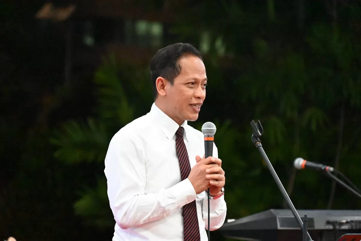 Profil Hanif Faisol Nurofiq, Menteri Lingkungan Hidup di Kabinet Merah Putih Prabowo-Gibran