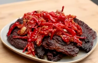 Resep Dendeng Batokok Balado Ala Chef Devina Hermawan yang Enak dan Bikin Nambah Nasi