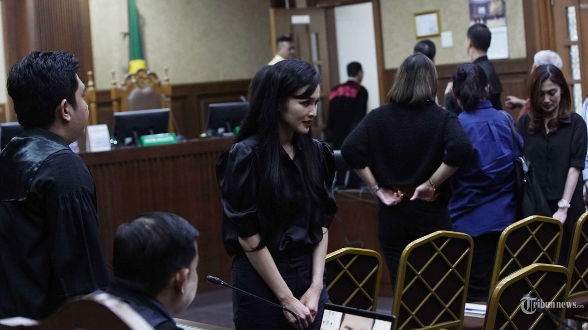 Kepada Hakim, Sandra Dewi Mengaku Rutin Diberi Hadiah iPhone Setiap Tahun oleh Harvey Moeis