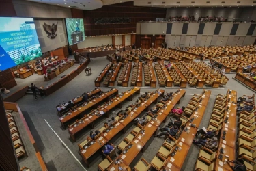 DPR Sahkan Ruang Lingkup dan Mitra Kerja dari 13 Komisi di Parlemen, Ini Daftarnya  