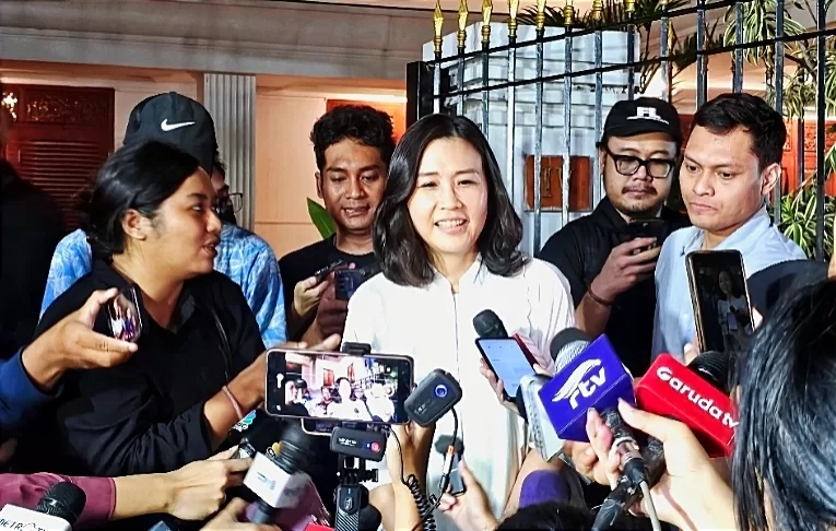 Wamen Pemberdayaan Perempuan dan Pemberdayaan Anak Veronica Tan Sebut Perempuan Harus Pintar dan Mandiri