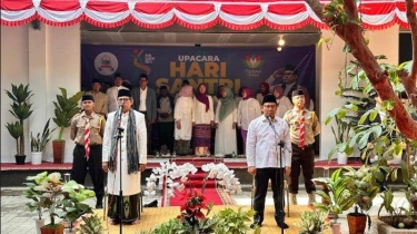 Sehari Usai Dilantik Jadi Menko Pemberdayaan, Muhaimin Iskandar Pimpin Apel Hari Santri Nasional