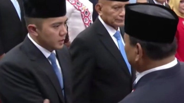 Sempat Sarankan Mundur, TB Hasanuddin Kini Sebut Mayor Teddy Tak Perlu Mengundurkan Diri Dari TNI