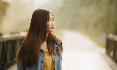 Benarkah Orang Pendiam Adalah Pengamat yang Baik? Berikut 5 Sifat yang Paling Menggambarkan Mereka