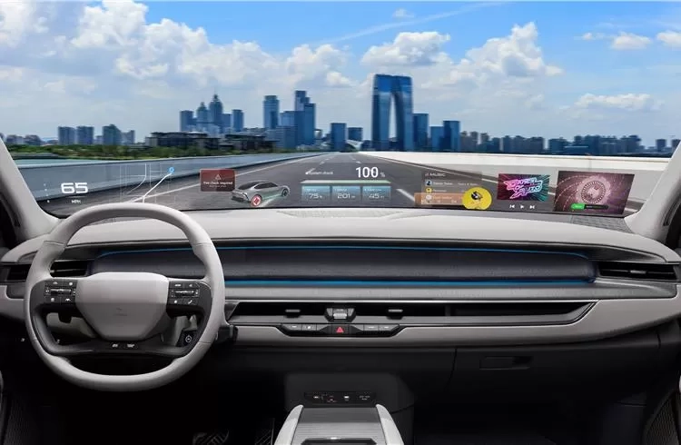 Pakai Teknologi Holografik, Hyundai Bikin Kaca Mobil yang Bisa Berubah jadi Layar dan Head Unit