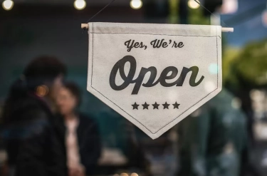 Pemilik Small Business Wajib Merapat, Ini 7 Tips untuk Mengembangkan Bisnis Kecil Jadi Besar!