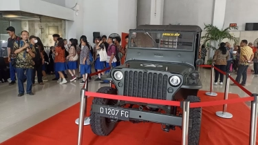 Punya Nilai Historis Tinggi, Jeep Tunggangan Romo YB Mangunwijaya Dilelang di Universitas Atma Jaya Jakarta