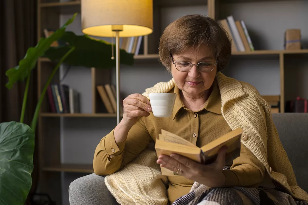 6 Tips Tetap Cerdas dan Pintar di Usia 60-an, Baik Dicoba untuk Menjadi Kebiasaan Sehat