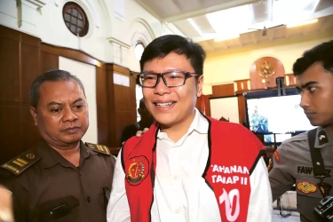 Ditangkap Kejagung, MA Berhentikan Sementara 3 Hakim PN Surabaya yang Vonis Bebas Ronald Tannur
