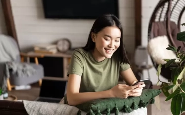 Orang yang Mengunci Akun Media Sosial Mereka Biasanya Menampilkan 8 Kepribadian Ini