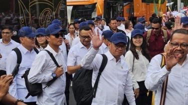 Menteri dan Wamen Kabinet Merah Putih Tiba di Akmil Magelang Mengenakan Baju Putih