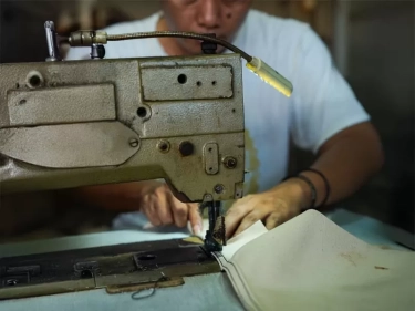 Berawal dari Jualan Grosir Hingga Jadi Brand Jeans Anti-Mainstream, Manfaatkan Kejenuhan Publik Akan Fashion dengan Model yang Itu-itu Saja