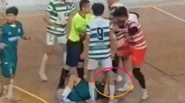 Kekerasan di Futsal UNS: Video Viral Ungkap Insiden Menghebohkan