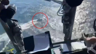 Detik-Detik Helikopter Ka-29 Rusia Kejar USV Maritim MAGURA Ukraina di Dekat Krimea