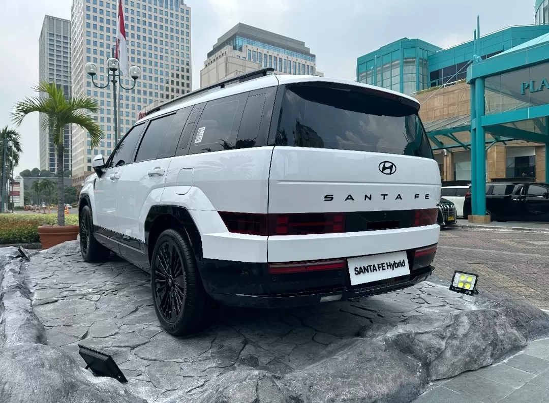 Harga Bersaing, Hyundai Santa Fe Baru Hybrid Bikin Honda CR-V Minder, Nih Buktinya Kalau Nggak Percaya