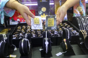 Harga Emas Antam Hari Ini Meroket, Tembus Rekor Rp 1.534.000 per Gram
