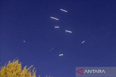 Lalu lintas Penerbangan Iran Kembali Dibuka Pasca Serangan Israel