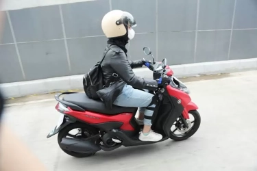 Punya Motor Ketinggian? Ini Cara yang Bisa Dilakukan Biar Nyaman dan Tetap Aman Saat Dikendarai