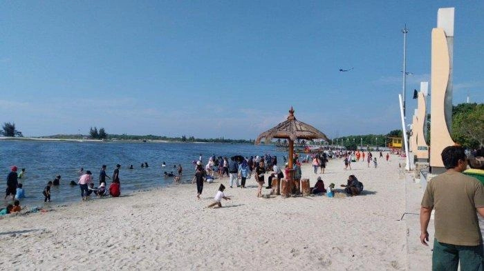 Menikmati Keindahan Alam di Jakarta, Ini 3 Wisata Pantai yang Wajib Kamu Kunjungi