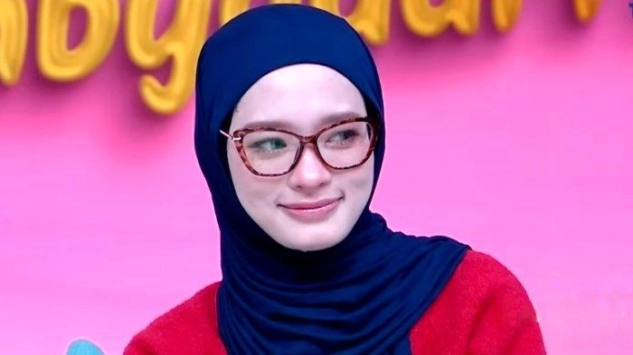 Pamer Akta Cerai, Inara Rusli Akui Pisah dari Virgoun Bukan Perkara Mudah