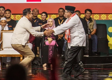 Rano Karno Janjikan SPBU Apung untuk Warga Kepulauan Seribu